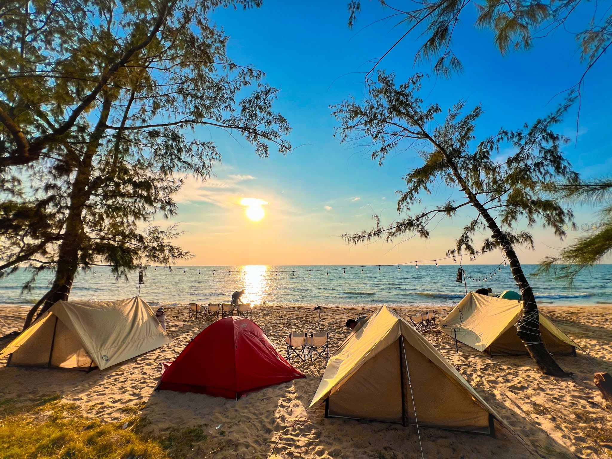 Cắm trại tại Biển